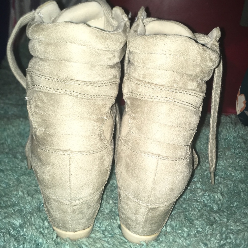 Wedges - Picture 3 of 3
